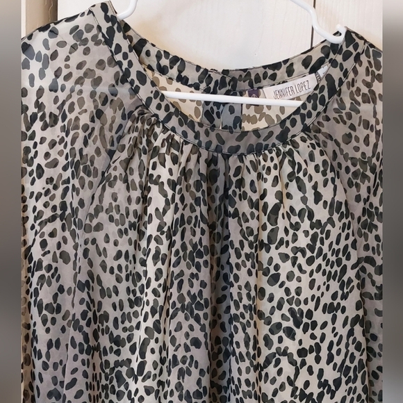 Jennifer Lopez Sheer Cheetah Print Blouse Open Back Size XL Flowy Elegant Sexy - Picture 2 of 10